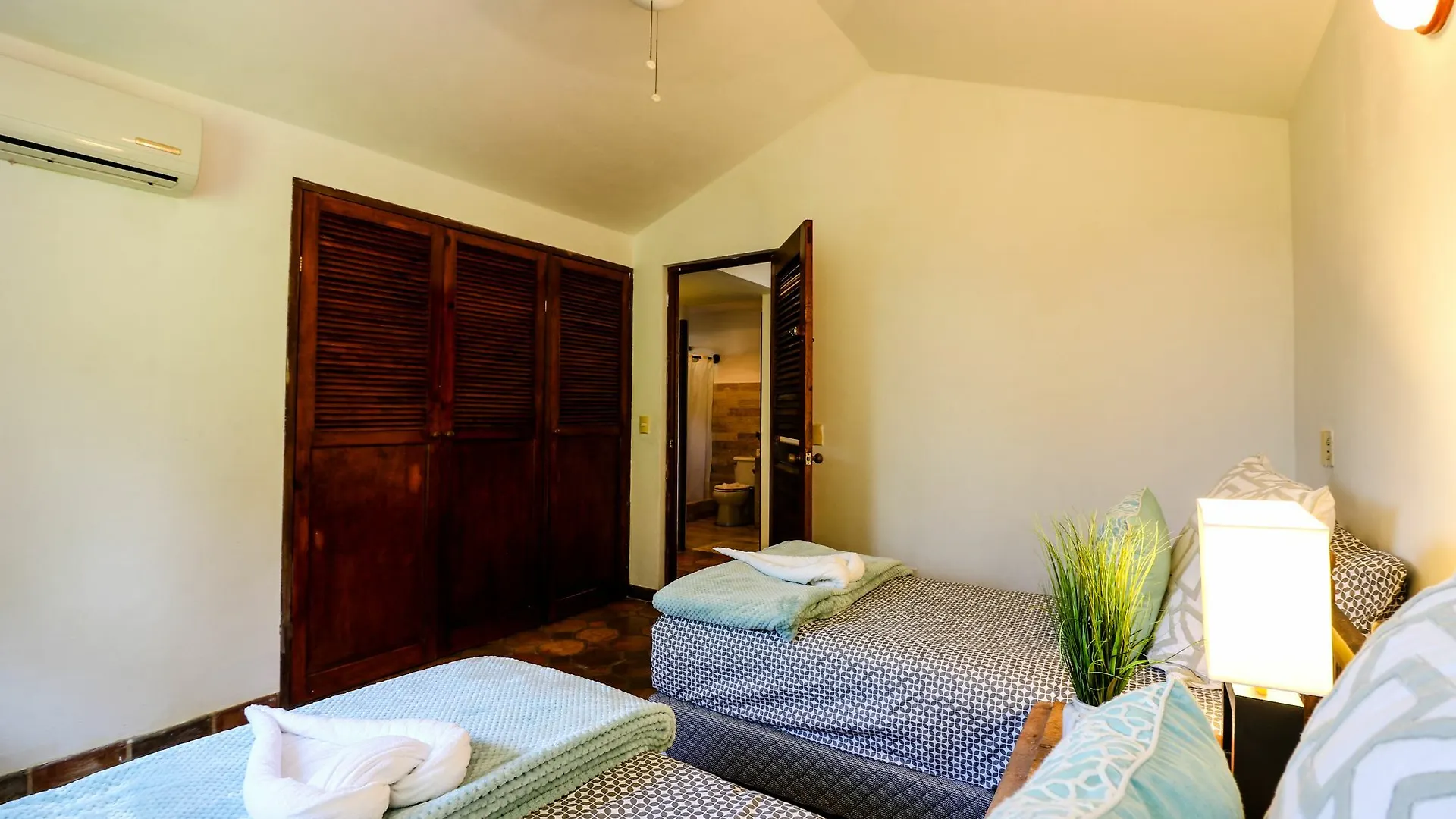 Villa 4 Soles Playa del Carmen 0*,  México