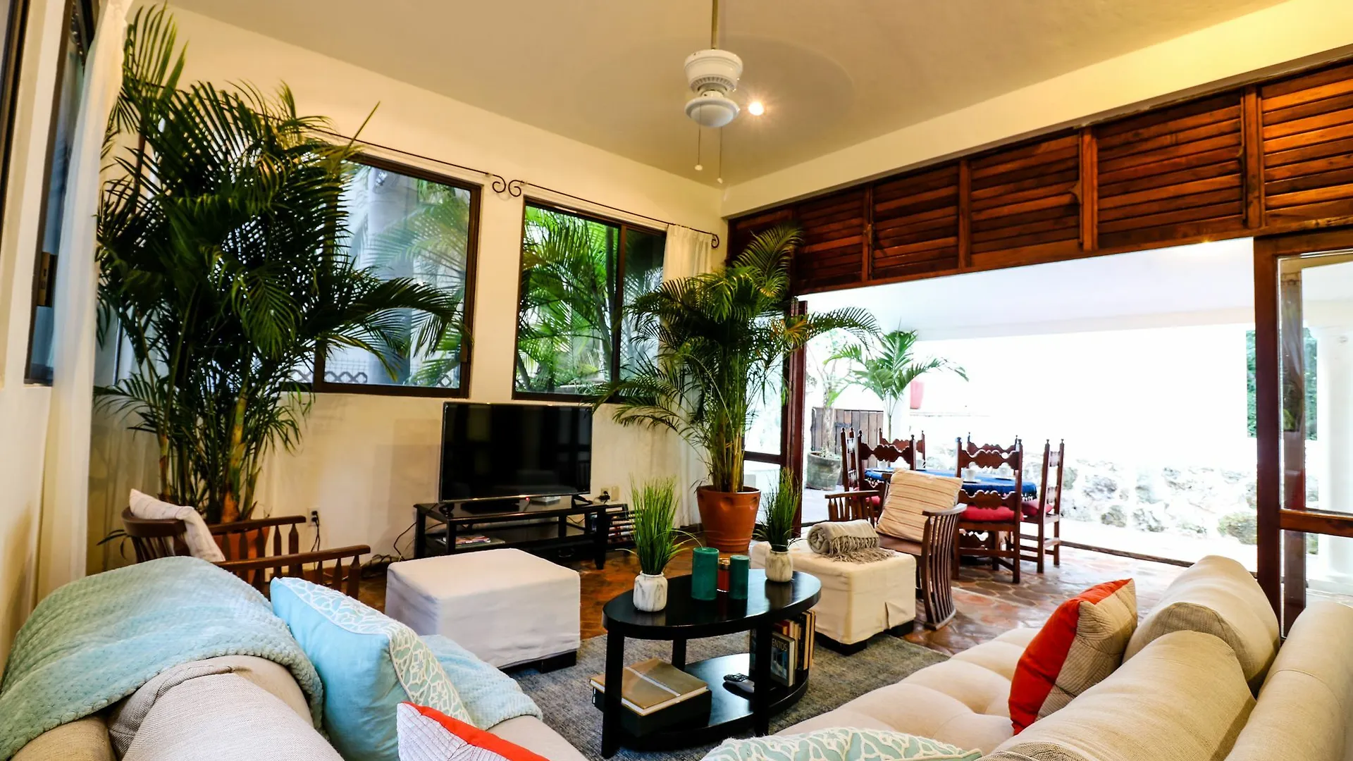 Villa 4 Soles Playa del Carmen 0*,  México